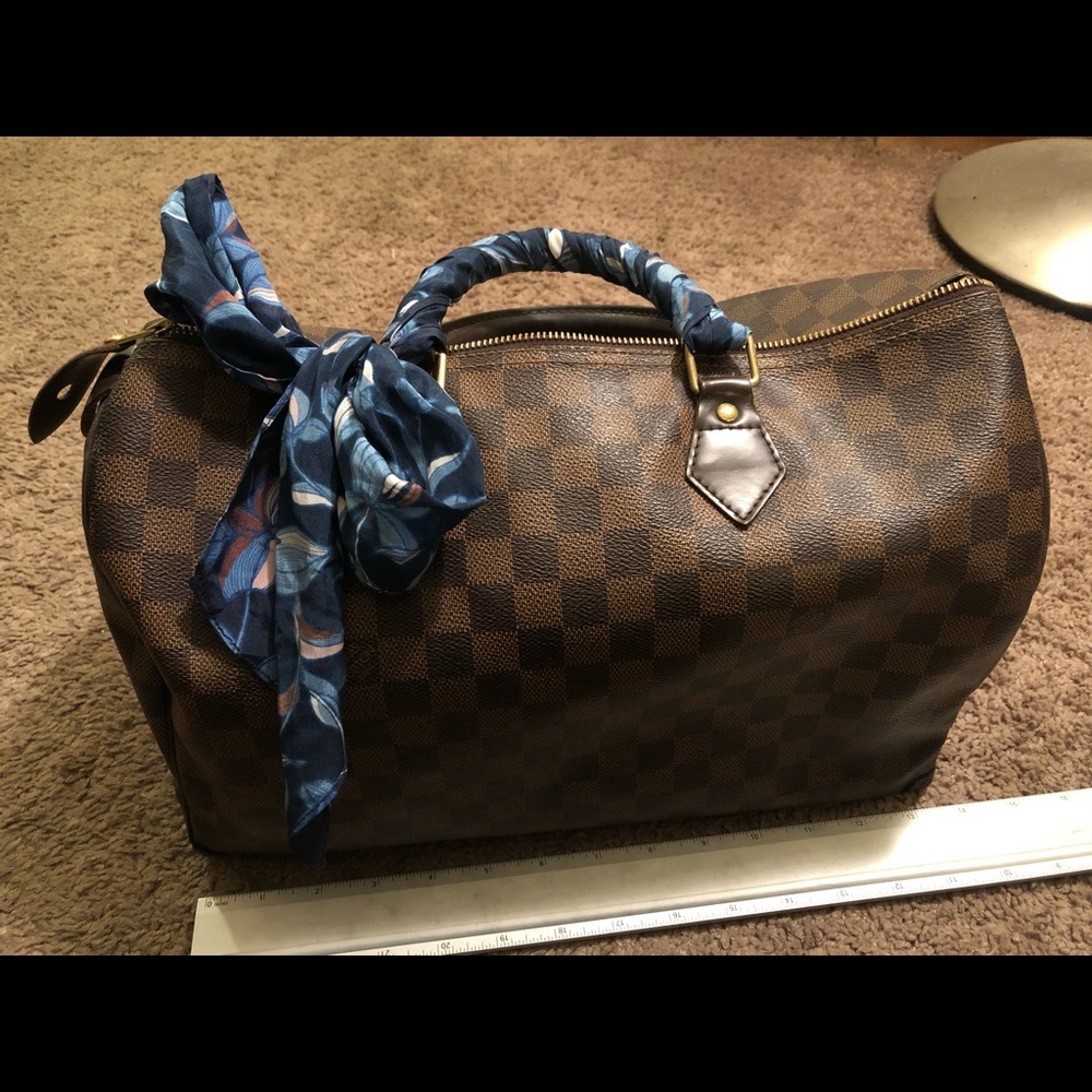 Louis Vuitton speedy 35